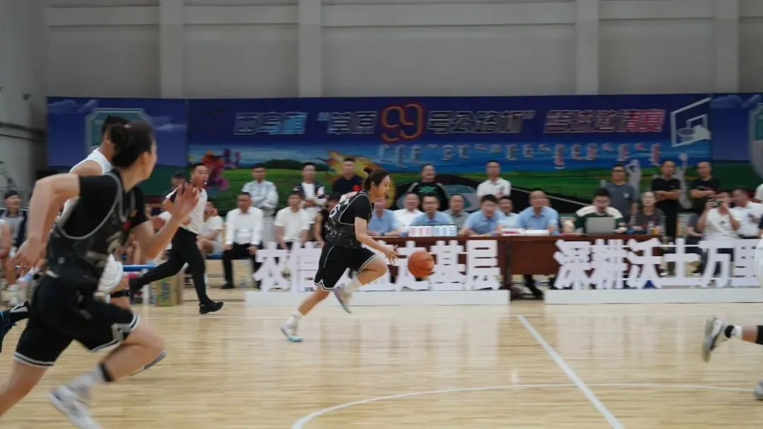 刻苦训练篮球时如何避免受伤的建议_0